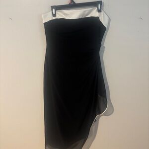 Kay Unger Black and White Asymmetrical Dress